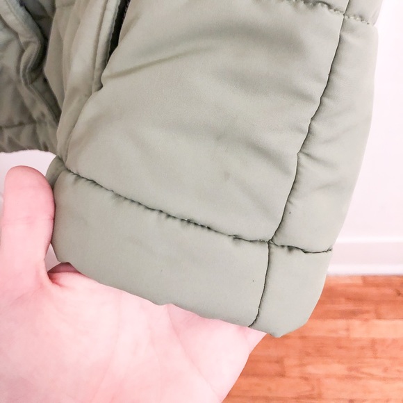 WindRiver Puffy Vest - Picture 11 of 13